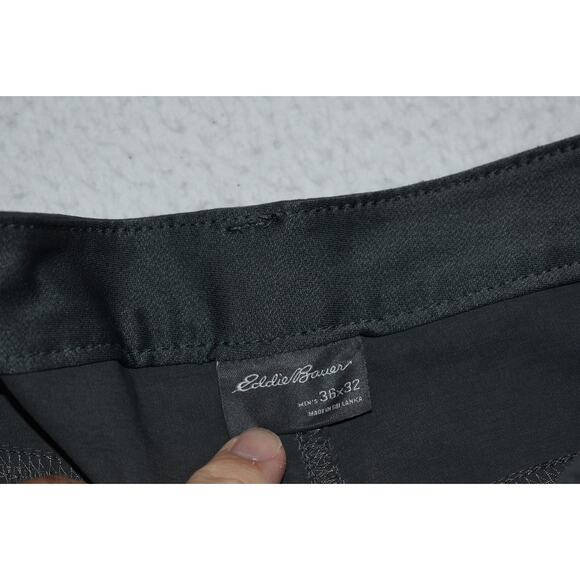 Eddie Bauer Golf Pants Travel Mens Size 36 x 32 Performance Zip Cargo Pocket - Picture 4 of 7